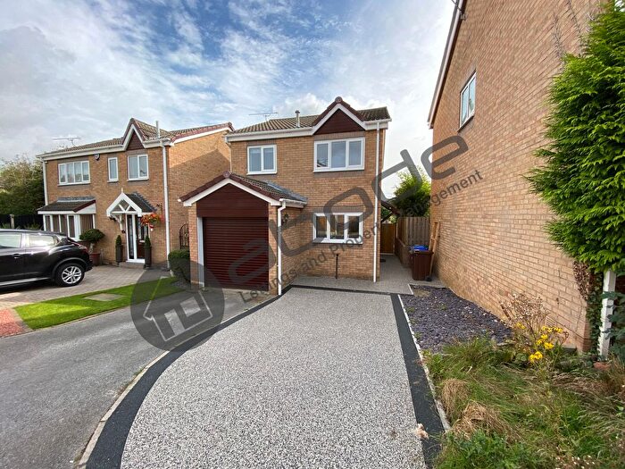 3 Bedroom Detached House To Rent In Bramshill Court, Sheffield, S20