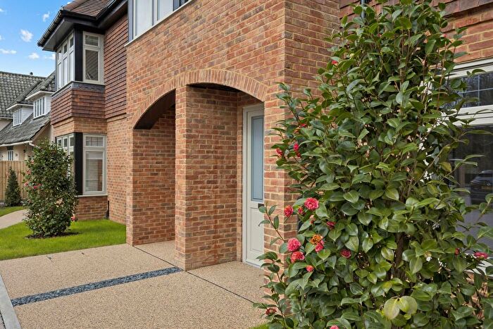4 Bedroom Town House For Sale In Ronmar Place, Leatherhead Road, Leatherhead, KT22