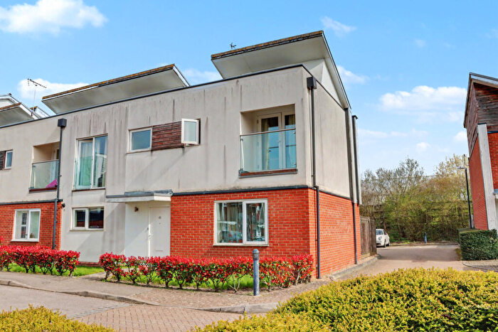 4 Bedroom Semi-Detached House For Sale In Addenbrookes Road, Newport Pagnell, MK16