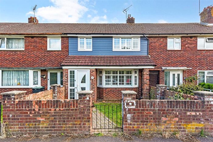 3 Bedroom Terraced House For Sale In Middle Park Way, Havant, PO9