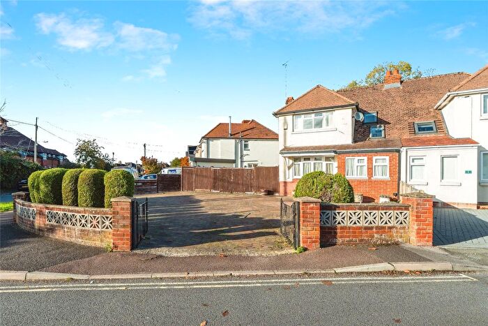 2 Bedroom Semi Detached House For Sale In Testwood Lane, Totton, Southampton, Hampshire, SO40