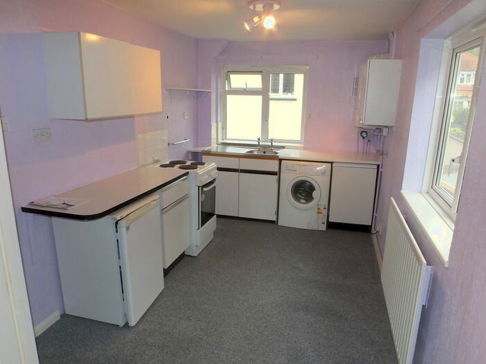 2 Bedroom Flat To Rent In Mountfield Road, Lewes, BN7