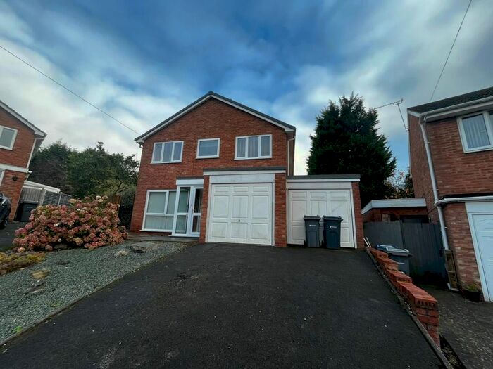 4 Bedroom Detached House To Rent In Copperbeech Close, Harborne, Birmingham, B32