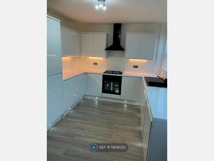 2 Bedroom Semi-Detached House To Rent In Hope Carr Road, Leigh, WN7