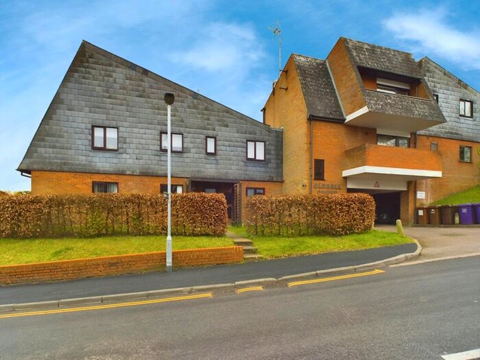 2 Bedroom Maisonette For Sale In Horn Hill, Whitwell, Hitchin, SG4