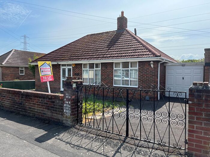 2 Bedroom Detached Bungalow To Rent In Fernlea Road, Weston-Super-Mare, BS22