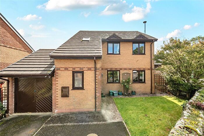 4 Bedroom Detached House For Sale In St. Andrews Close, Sutcombe, Holsworthy, Devon, EX22