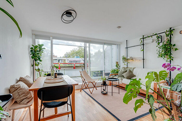 1 Bedroom Apartment To Rent In Rowley Way, St Johns Wood, London, NW8