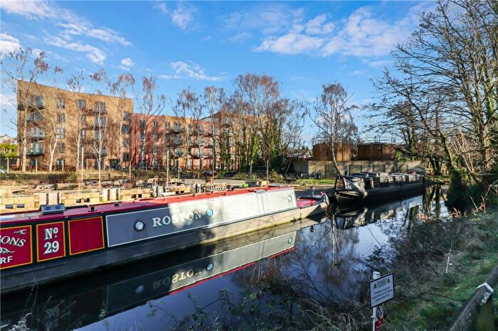 1 Bedroom Maisonette To Rent In Fourdrinier Way, Hemel Hempstead, HP3