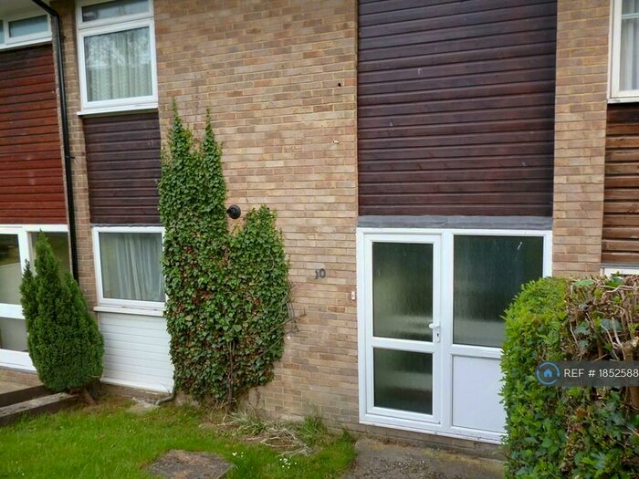 4 Bedroom Terraced House To Rent In Otham Close, Canterbury, CT2