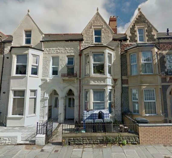 2 Bedroom Property To Rent In Claude Road, Roath, Cardiff, CF24