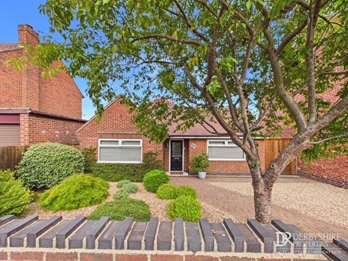 2 Bedroom Detached Bungalow For Sale In Queens Avenue, Ilkeston, DE7