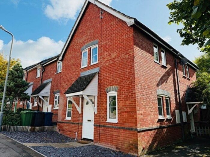 1 Bedroom Town House To Rent In Falcon Rise, Downley, HP13