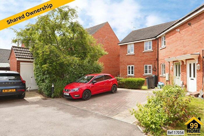 2 Bedroom Maisonette For Sale In Boddington Drive, Quedgeley, GL2