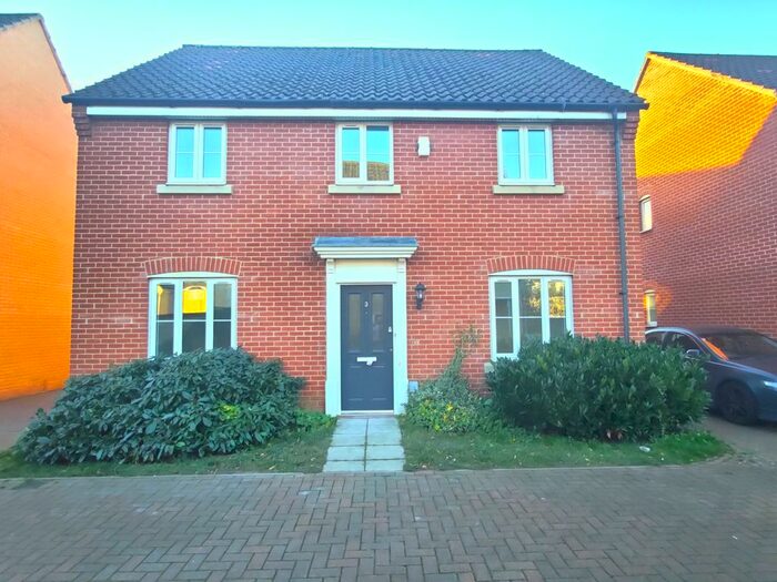 4 Bedroom Property To Rent In Bayberry Close, Red Lodge, Bury St. Edmunds, IP28