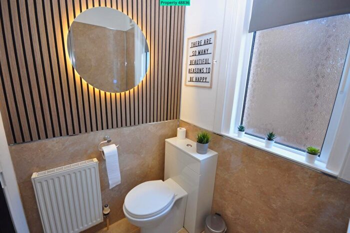 2 Bedroom Bungalow To Rent In Vandeleur Grove, Edinburgh, EH7