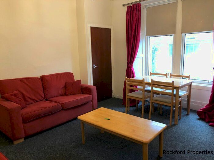 1 Bedroom Flat To Rent In Buchanan Street, Dundee, DD4
