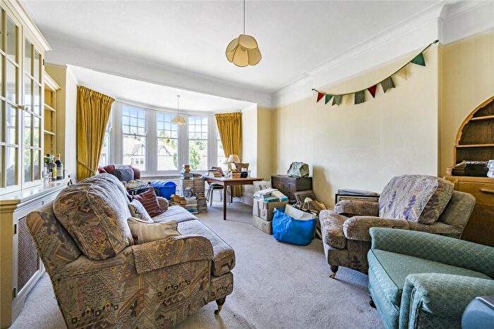 2 Bedroom Flat For Sale In Fox Lane, Palmers Green, London, N13