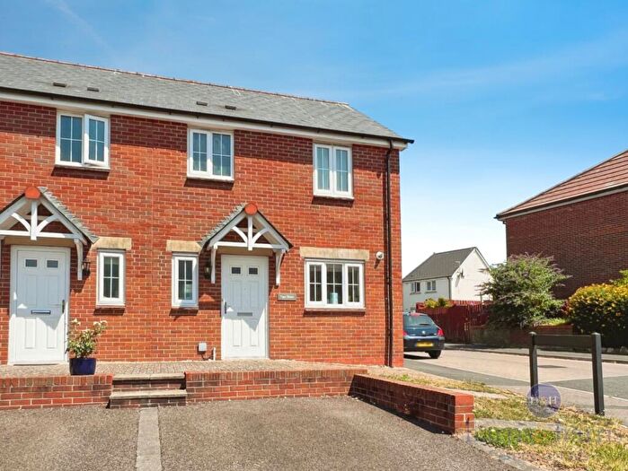 3 Bedroom Semi Detached House For Sale In Sector Lane, Axminster, EX13