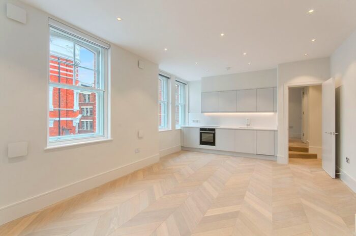 1 Bedroom Flat To Rent In Goodge Street, London, Greater London, W1T