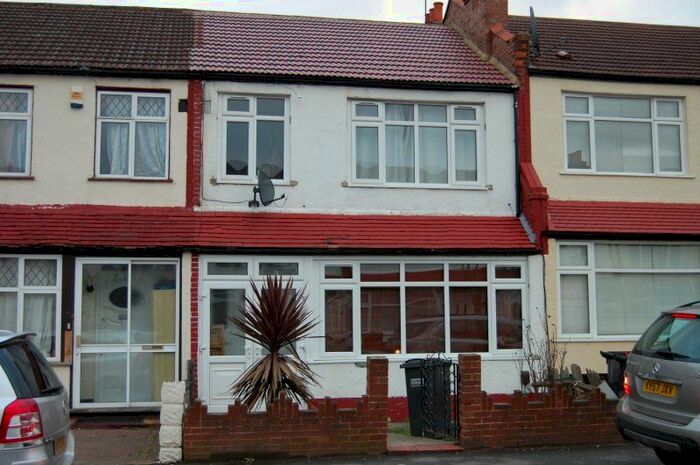 3 Bedroom Terraced House To Rent In Silverleigh Road, Thornton Heath, CR7