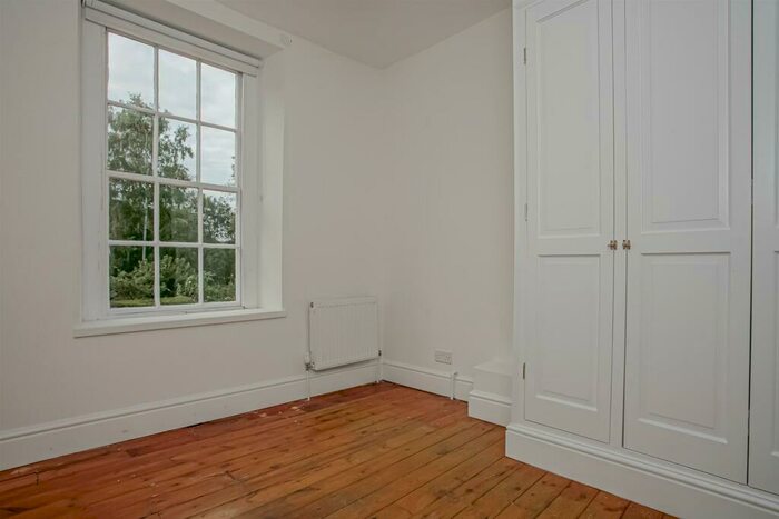 1 Bedroom Apartment To Rent In Ock Street, Abingdon, OX14