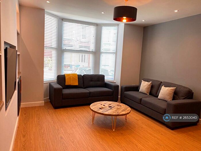 6 Bedroom Terraced House To Rent In Lidderdale Road, Liverpool, L15