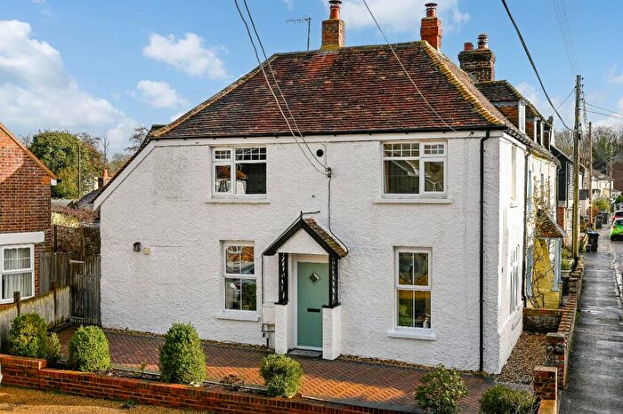 2 Bedroom End Of Terrace House For Sale In Shalmsford Street, Chartham, Canterbury, Kent, CT4