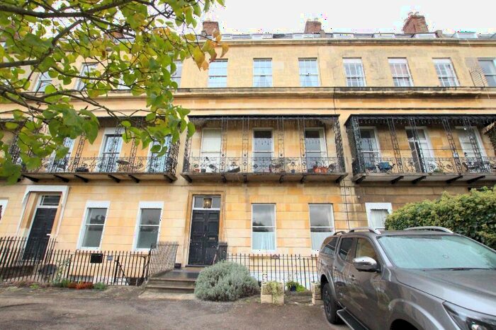 1 Bedroom Flat To Rent In Suffolk Square, Suffolks, Cheltenham, GL50