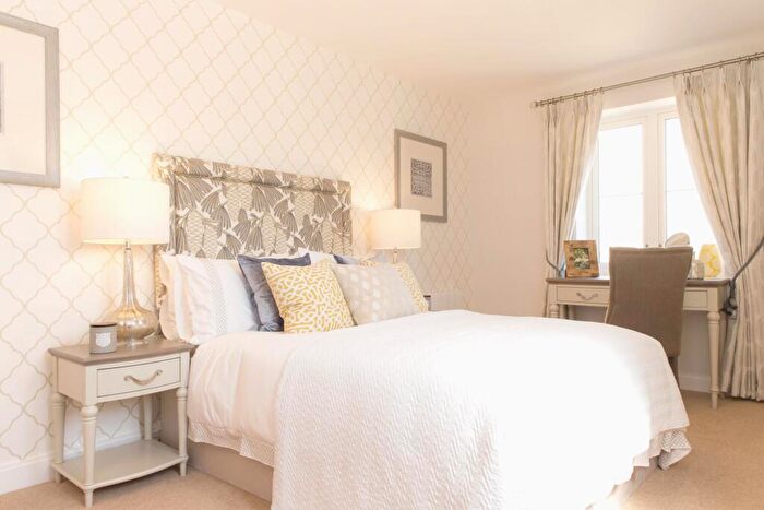 1 Bedroom Retirement Property To Rent In - London Road, Purbrook, Hampshire, PO7