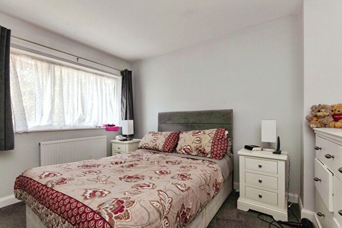 3 Bedroom Terraced House For Sale In King Arthurs Road, Exeter, Devon, EX4