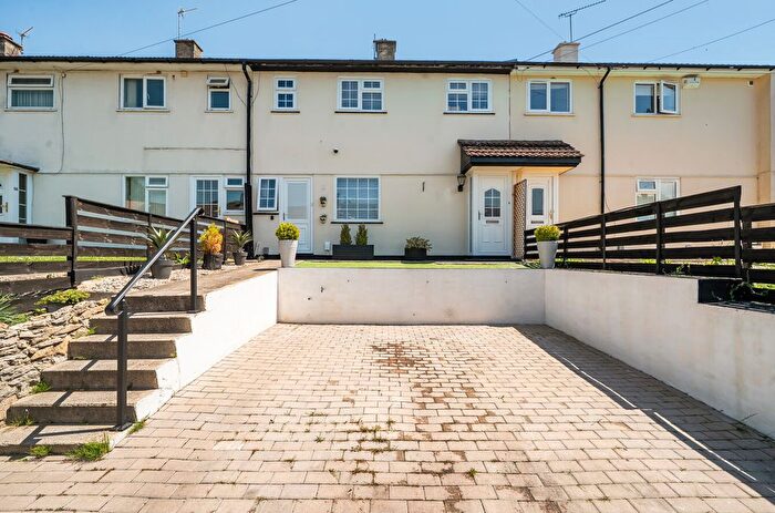 2 Bedroom Terraced House For Sale In Downton Road, Penhill, Swindon, SN2