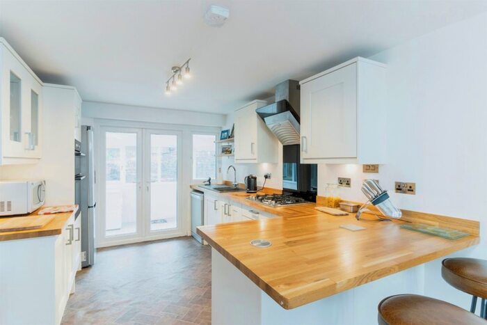 2 Bedroom Terraced Bungalow For Sale In Cherry Brook Drive, Paignton, TQ4