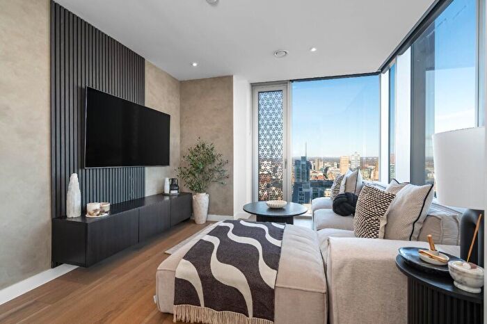 2 Bedroom Flat For Sale In Great Bridgewater Street, Manchester, Greater Manchester, M1