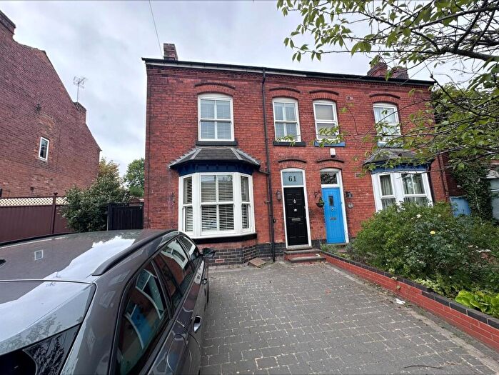 3 Bedroom Semi-Detached House To Rent In Watford Road, Bournville, Birmingham, B30