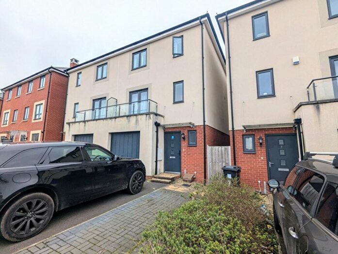 5 Bedroom Semi-Detached House To Rent In Slade Baker Way, Bristol, Gloucestershire, BS16