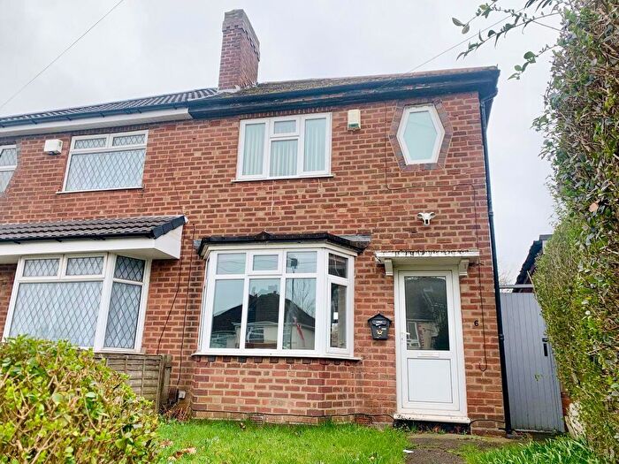 3 Bedroom Semi Detached House To Rent In Burford Road, Kingstanding, Birmingham, B44