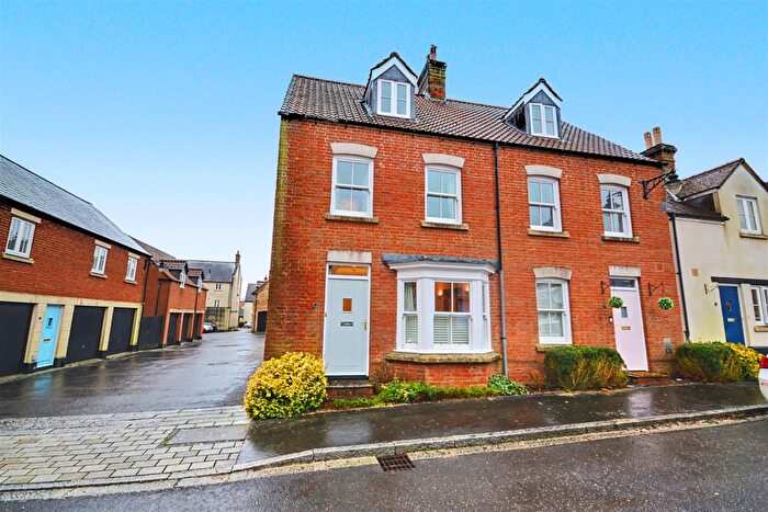 3 Bedroom End Of Terrace House For Sale In Stannon Street, Poundbury, DT1