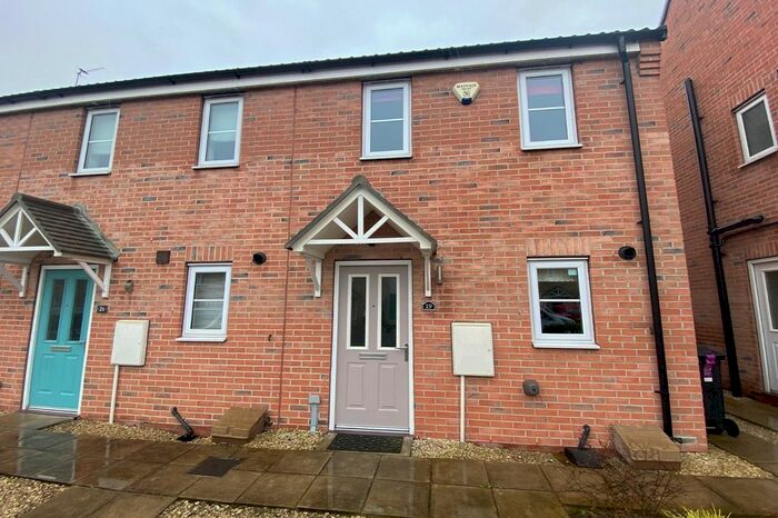 2 Bedroom Semi-Detached House To Rent In Blackthorn Close, Selby, North Yorkshire, YO8