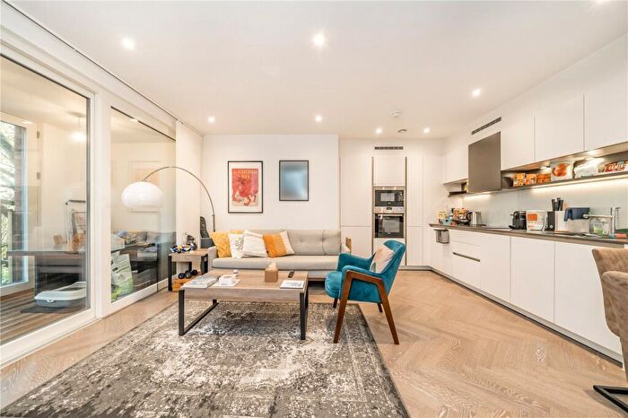 1 Bedroom Apartment For Sale In Sterling Way, London, N7