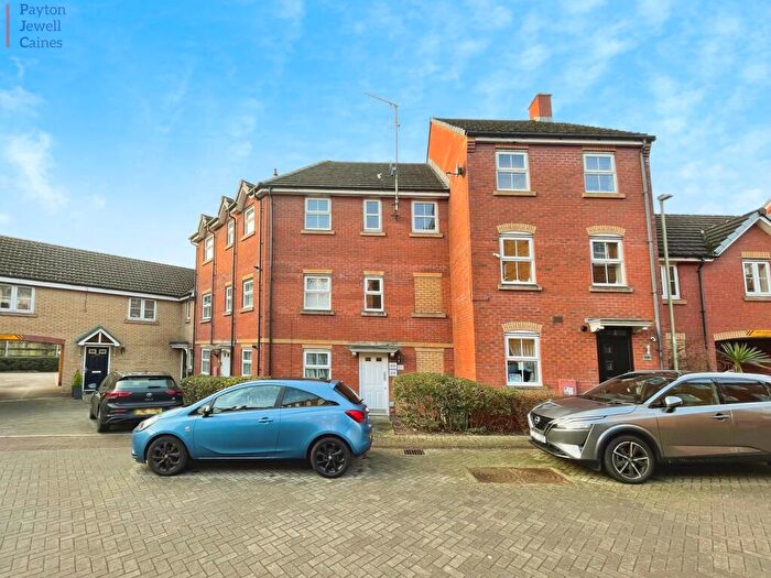 2 Bedroom Flat For Sale In Longacres, Bridgend, Bridgend County., CF31