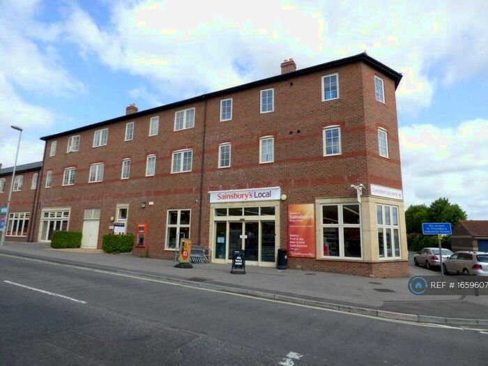 1 Bedroom Flat To Rent In Bridport Road, Dorchester, DT1