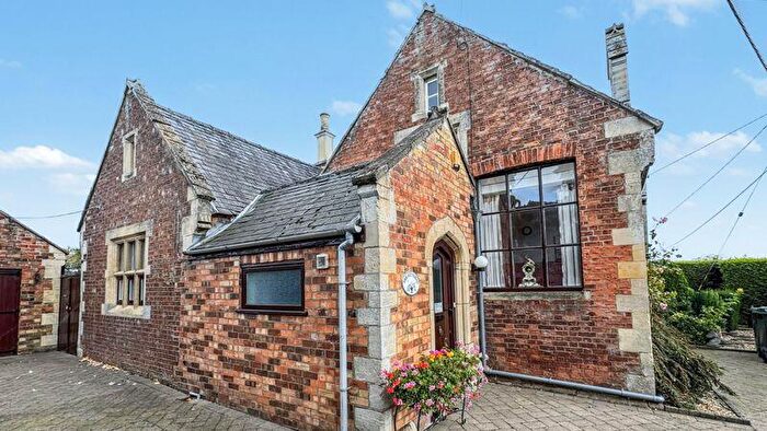5 Bedroom Character Property For Sale In Martin Road, Timberland, Lincoln, LN4