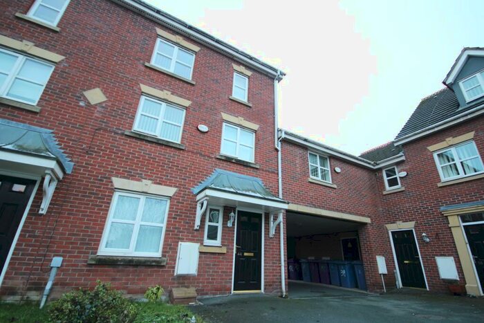 3 Bedroom Town House To Rent In Brigadier Drive, West Derby, Liverpool, L12