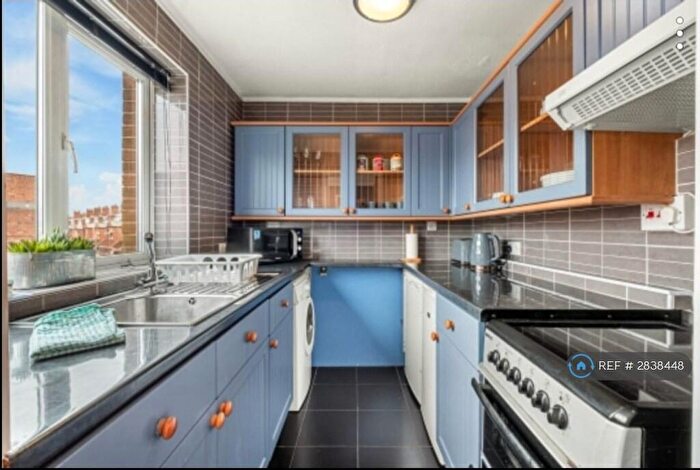 2 Bedroom Flat To Rent In West Jesmond Avenue, Newcastle Upon Tyne, NE2