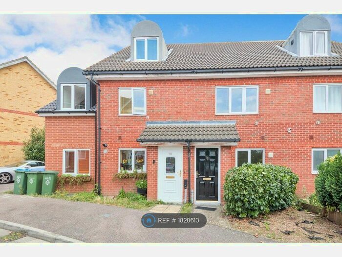 2 Bedroom Terraced House To Rent In Teasel Crescent, London, SE28