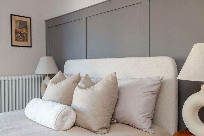 1 Bedroom Flat For Sale In Knowle Road, Totterdown, BS4