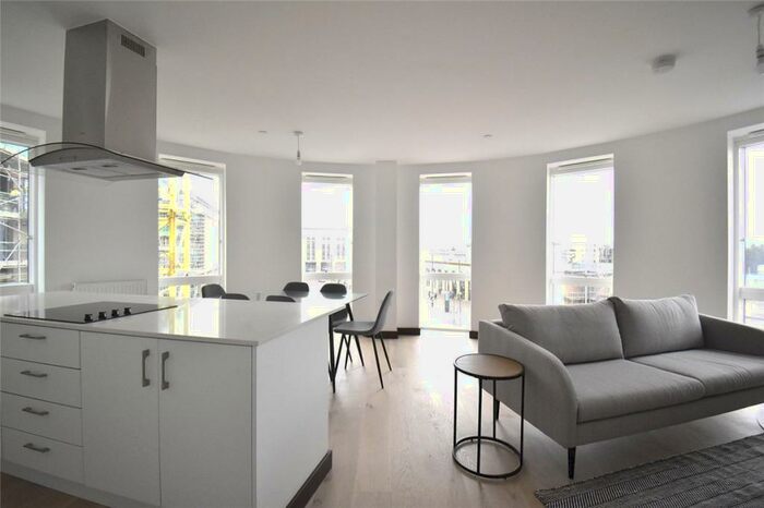 2 Bedroom Apartment To Rent In Station Square, Cambridge, CB1