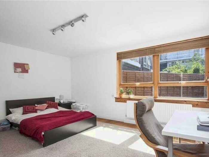 6 Bedroom Terraced House To Rent In Holloway, London, N4