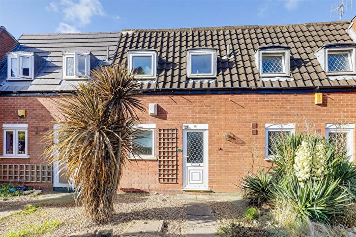 2 Bedroom Terraced House For Sale In Rushmere Walk, Arnold, Nottinghamshire, NG5